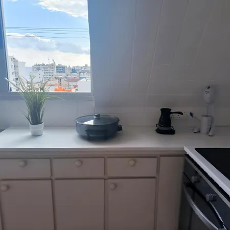 Finnikoudes 2 Bed Sea View Apartman *