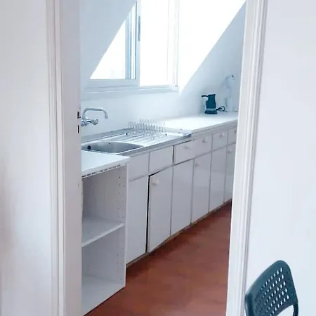 Finnikoudes 2 Bed Sea View * Lárnaka