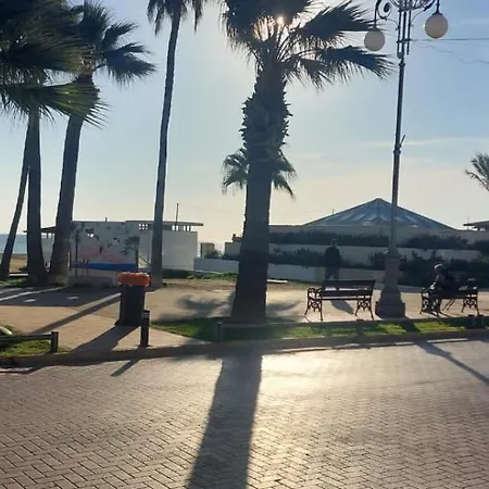 Finnikoudes 2 Bed Sea View Apartman *