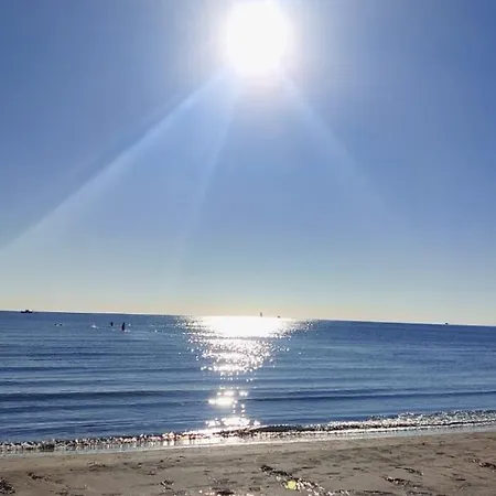 Διαμέρισμα Finnikoudes 2 Bed Sea View Λάρνακα