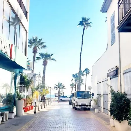 Apartment Finnikoudes 2 Bed Sea View *