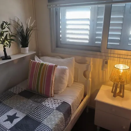 Apartment Finnikoudes 2 Bed Sea View