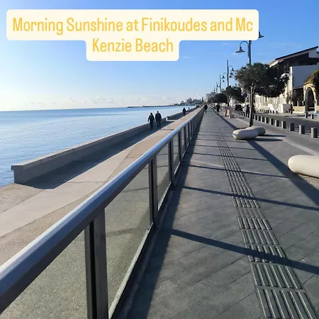 Lejlighed Finnikoudes 2 Bed Sea View *